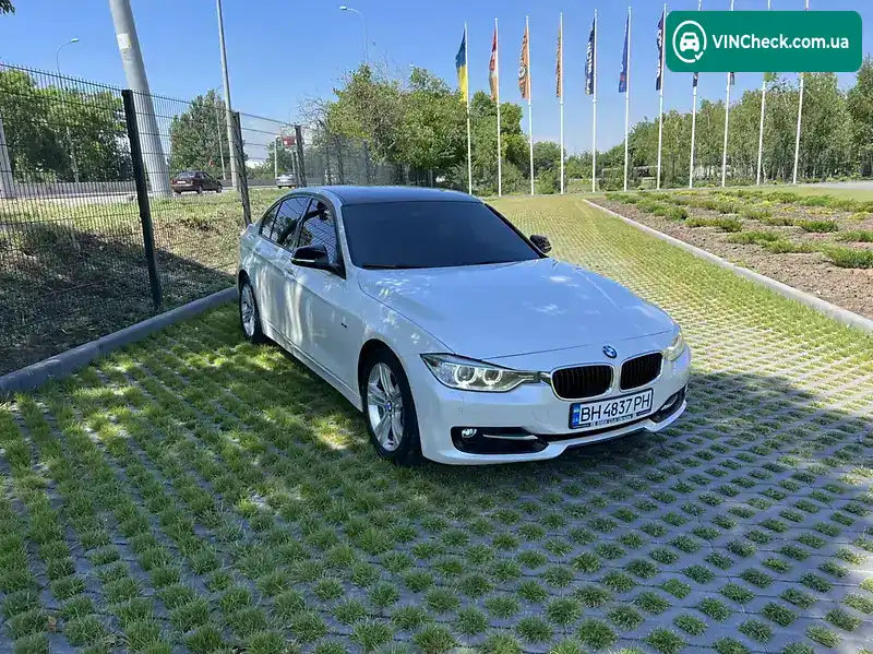 BMW 3 Series 2012, фото з оголошення 1 з 20, VIN WBA3B110X0J408721