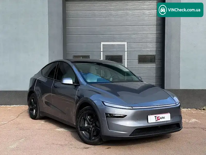 Tesla Model Y 2025, фото з оголошення 2 з 20, VIN 7SAYGDEE7TF330852