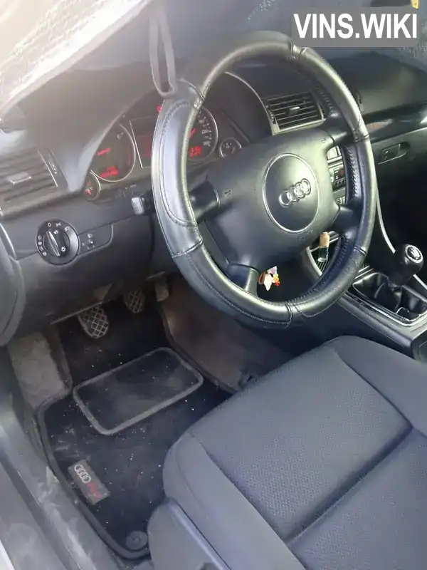 Audi A4 2002, фото з оголошення 2 з 10, VIN WAUZZZ8EX3A209890