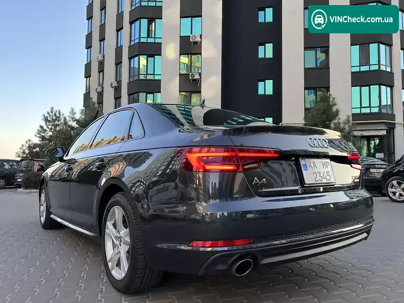 Audi A4 2018, фото з оголошення 2 з 20, VIN WAUKMAF45JA207490