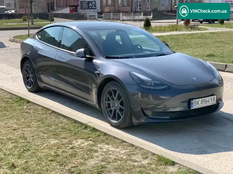 Tesla Model 3 2023, фото з оголошення 1 з 10, VIN 5YJ3E1EA0PF673646