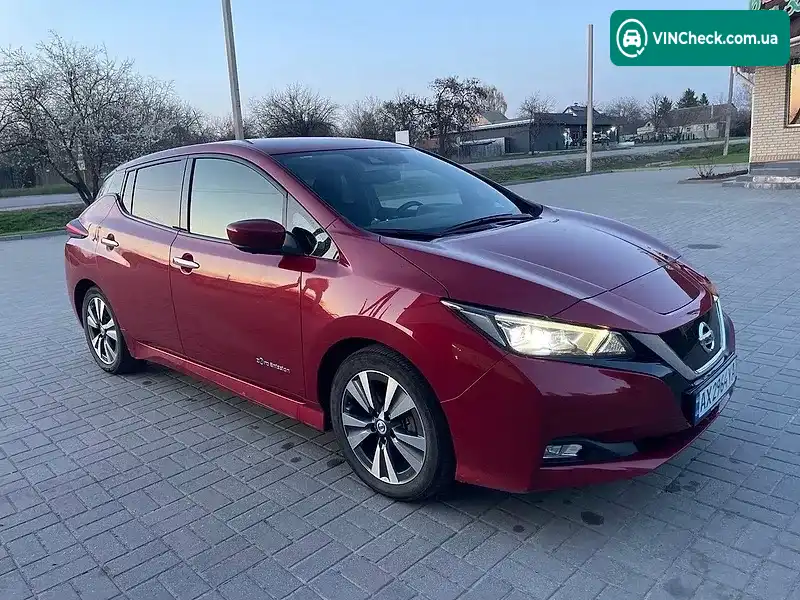 Nissan Leaf 2018, фото з оголошення 2 з 20, VIN SJNFAAZE1U0018700