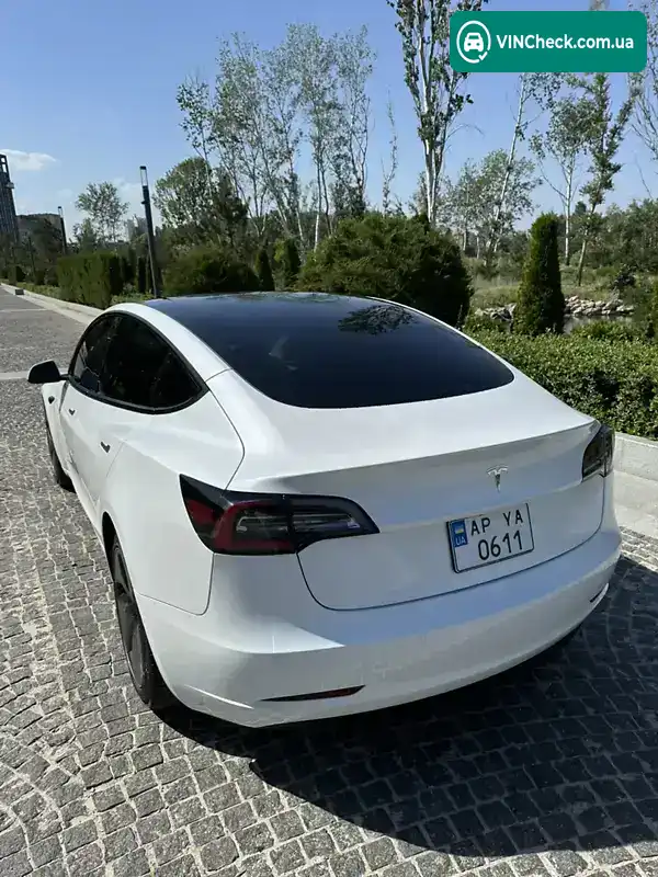 Tesla Model 3 2021, фото з оголошення 2 з 21, VIN 5YJ3E1EA7MF090034