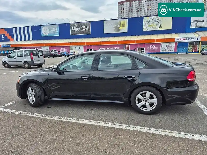 Volkswagen Passat 2013, фото з оголошення 2 з 6, VIN 1VWAP7A33EC008498