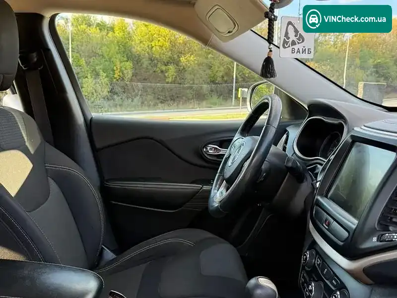 Jeep Cherokee 2015, фото з оголошення 2 з 20, VIN 1C4PJMCB0FW664174