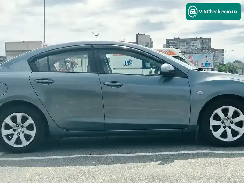 Mazda 3 2012, фото з оголошення 2 з 9, VIN JM1BL1TF7D1725178