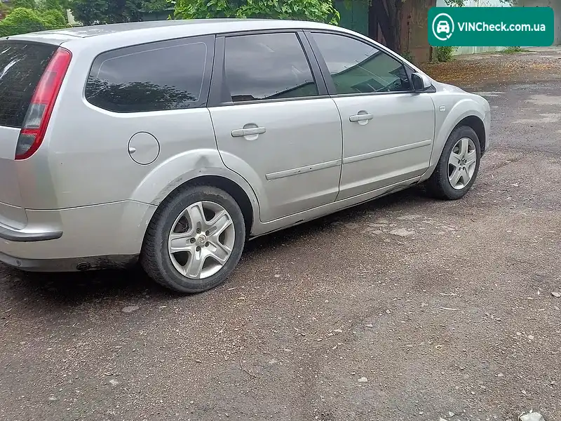 Ford Focus 2007, фото з оголошення 1 з 16, VIN WF0WXXGCDW7E56375