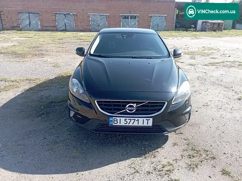 Volvo V40 2013, фото з оголошення 2 з 20, VIN YV1MV848BE2095459