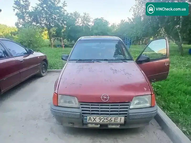 Opel Kadett 1988, фото з оголошення 1 з 10, VIN W0L000049J5042370