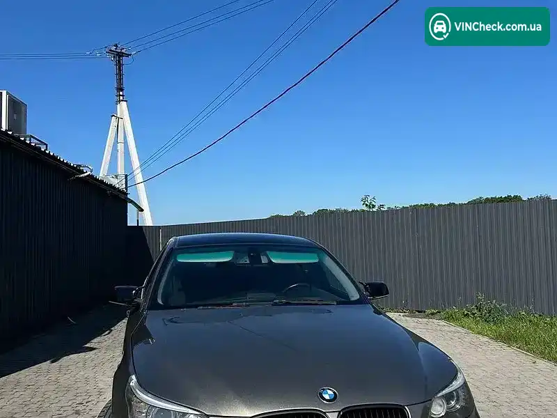 BMW 5 Series 2004, фото з оголошення 2 з 7, VIN WBANA31070B164897
