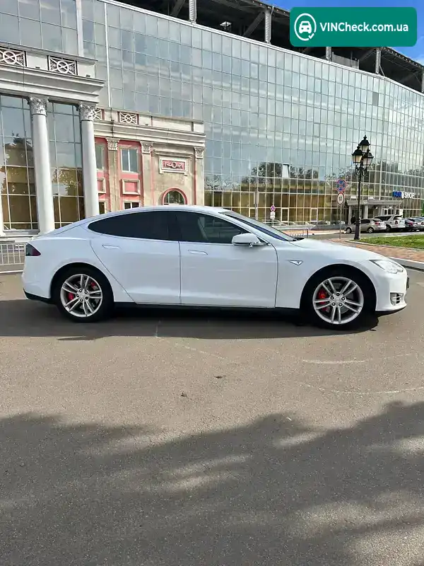 Tesla Model S 2016, фото з оголошення 2 з 21, VIN 5YJSA1E16GF132768