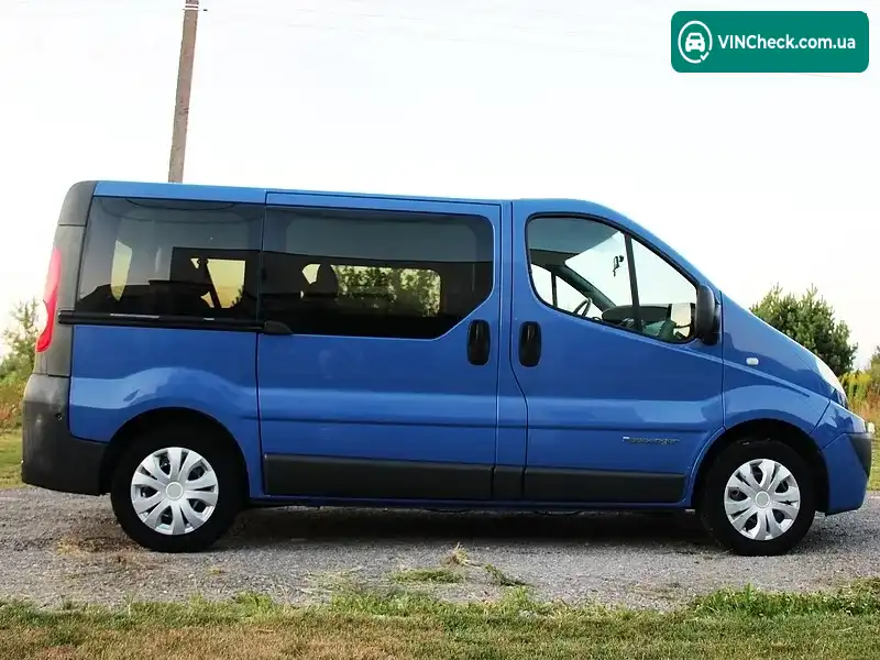 Renault Trafic 2010, фото з оголошення 2 з 13, VIN VF1JLBHA6AV376521