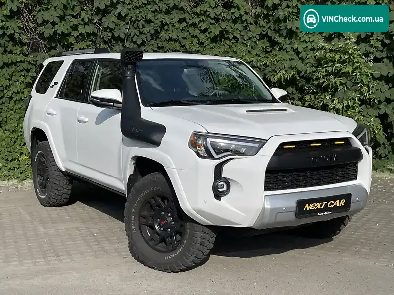 Toyota 4Runner 2018, фото з оголошення 1 з 20, VIN JTEBU5JR0J5543260