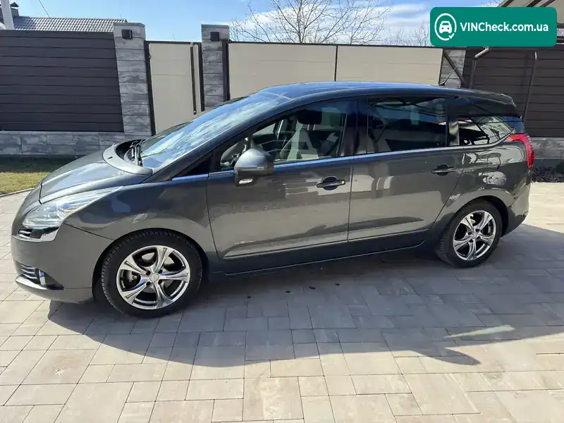Peugeot 5008 2010, фото з оголошення 2 з 20, VIN VF30A5FV8AS048825