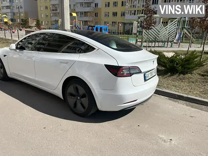 Tesla Model 3 2019, фото з оголошення 2 з 11, VIN 5YJ3E1EA0LF591118