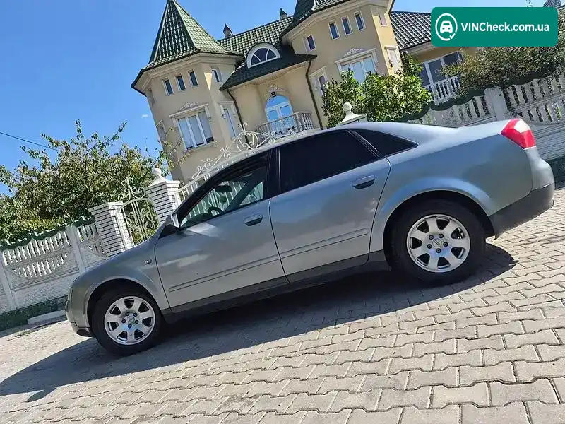 Audi A4 2001, фото з оголошення 1 з 20, VIN WAUZZZ8E92A045059