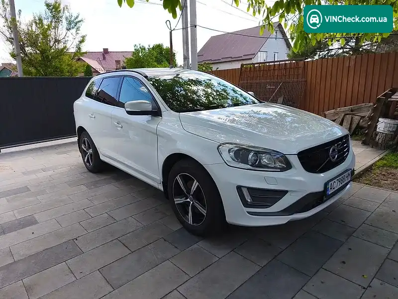 Volvo XC60 2017, фото з оголошення 2 з 15, VIN YV1DZA5C6H2193471