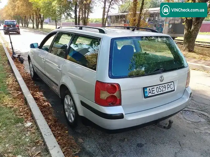 Volkswagen Passat 2002, фото з оголошення 2 з 17, VIN WVWZZZ3BZ2E327089