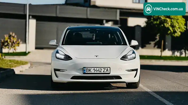 Tesla Model 3 2020, фото з оголошення 2 з 20, VIN 5YJ3E1EB2LF638447