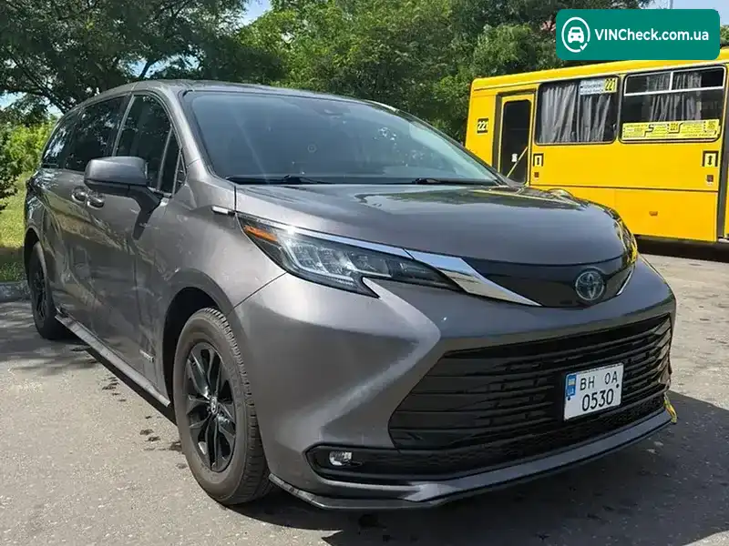 Toyota Sienna 2021, фото з оголошення 2 з 20, VIN 5TDKRKEC3MS016046
