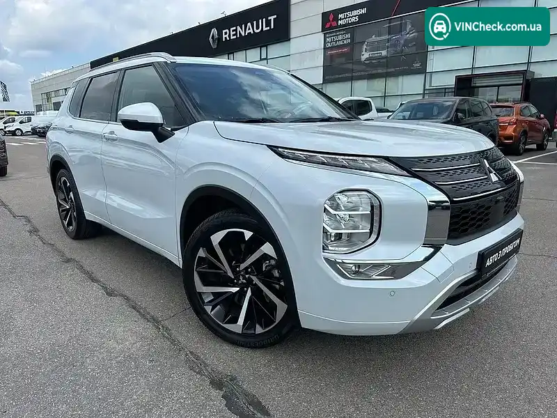 Mitsubishi Outlander 2024, фото з оголошення 1 з 20, VIN JMBXTGM4WRZ000308