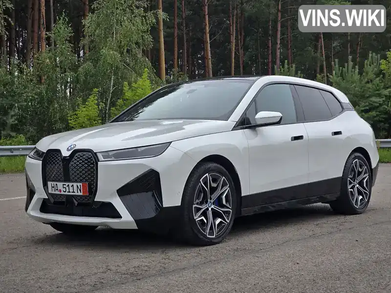 BMW iX 2022, фото з оголошення 2 з 21, VIN WBY11CF020CM28143