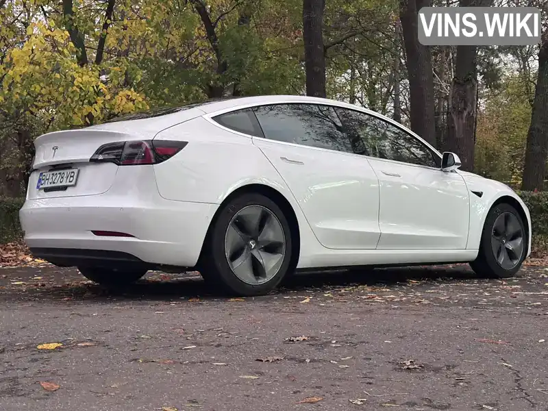Tesla Model 3 2020, фото з оголошення 2 з 10, VIN 5YJ3E1EA8LF800072