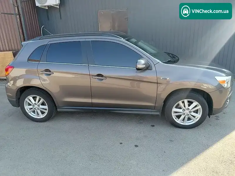 Mitsubishi ASX 2010, фото з оголошення 2 з 15, VIN JMBXJGA6WBZ416076