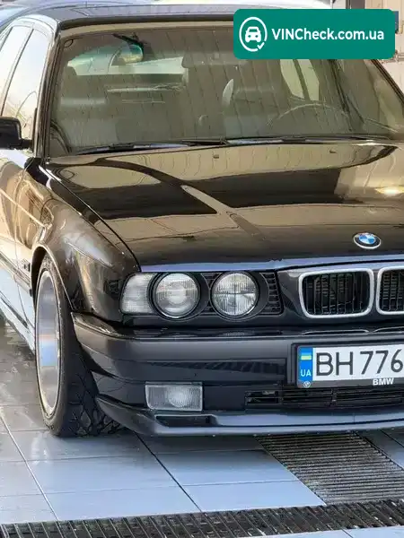BMW 5 Series 1995, фото з оголошення 2 з 21, VIN WBAHD61010GK63207