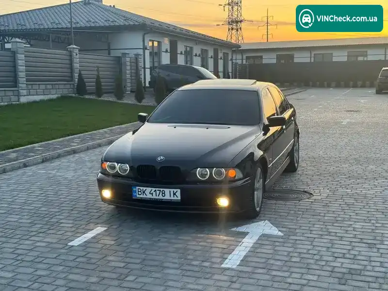 BMW 5 Series 2000, фото з оголошення 1 з 19, VIN WBADL81060GX45362