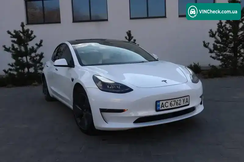 Tesla Model 3 2021, фото з оголошення 2 з 21, VIN 5YJ3E1EA3NF153437