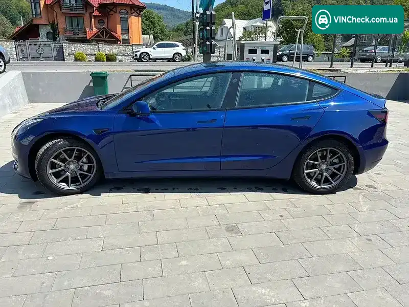 Tesla Model 3 2022, фото з оголошення 1 з 17, VIN 5YJ3E1EB3NF313339