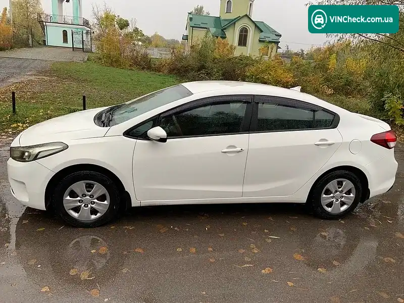 Kia Forte 2016, фото з оголошення 2 з 19, VIN 3KPFK4A74HE069252