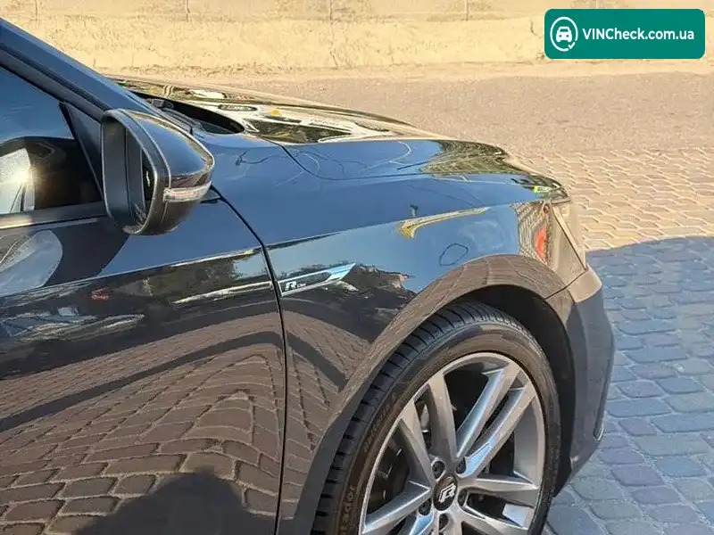 Volkswagen Passat 2018, фото з оголошення 2 з 13, VIN 1VWAA7A37JC023842