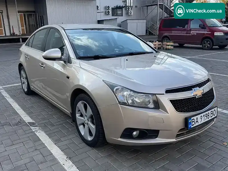 Chevrolet Cruze 2011, фото з оголошення 2 з 17, VIN KL1JA6959CK549976