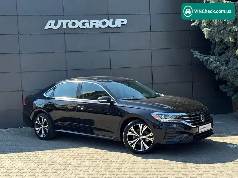 Volkswagen Passat 2021, фото з оголошення 2 з 20, VIN 1VWSA7A35MC007177