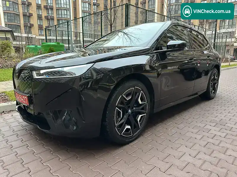 BMW iX 2023, фото з оголошення 2 з 21, VIN WBY31CF050CM56477
