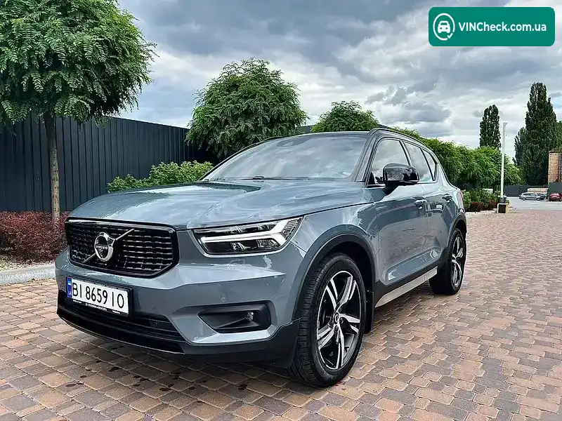 Volvo XC40 2020, фото з оголошення 1 з 20, VIN YV1XZACVCL2335814