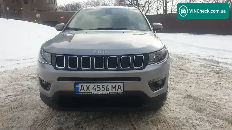 Jeep Compass 2020, фото з оголошення 2 з 20, VIN 3C4NJDBB4LT256674