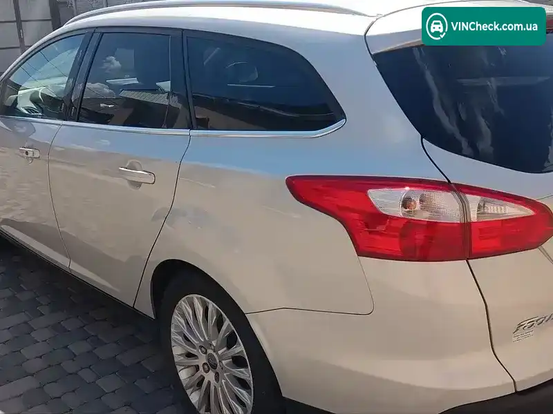 Ford Focus 2011, фото з оголошення 2 з 13, VIN WF0LXXGCBLBL17575