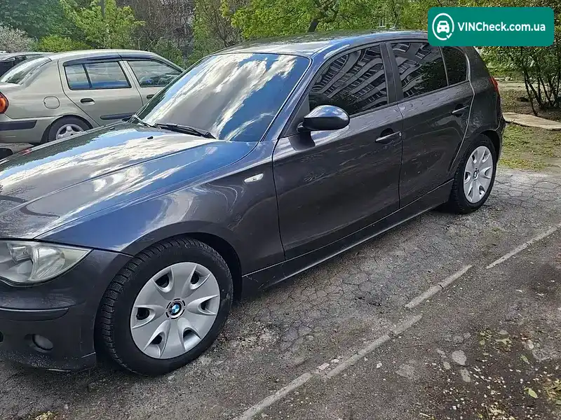 BMW 1 Series 2005, фото з оголошення 2 з 21, VIN WBAUF31020PY21699