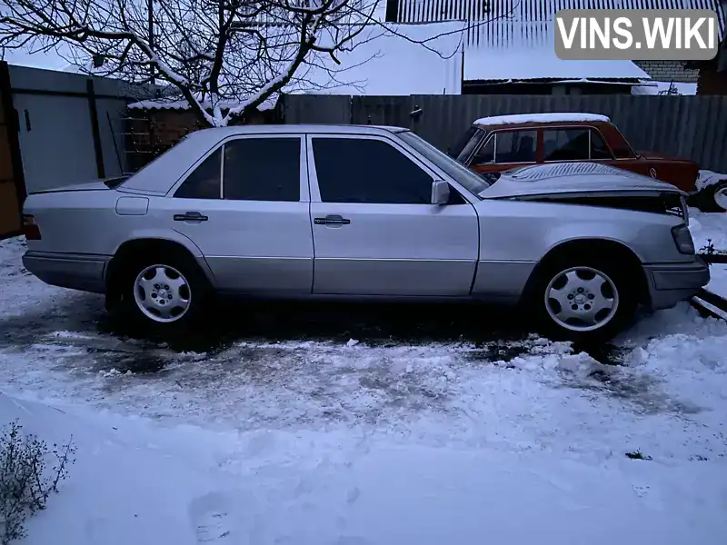 Mercedes-Benz E-Class 1995, фото з оголошення 2 з 9, VIN WDB1240191C263325