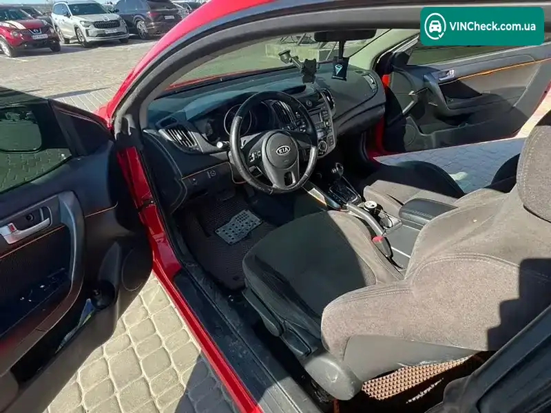 Kia Cerato 2011, фото з оголошення 2 з 10, VIN Y6DFU611BB5359672