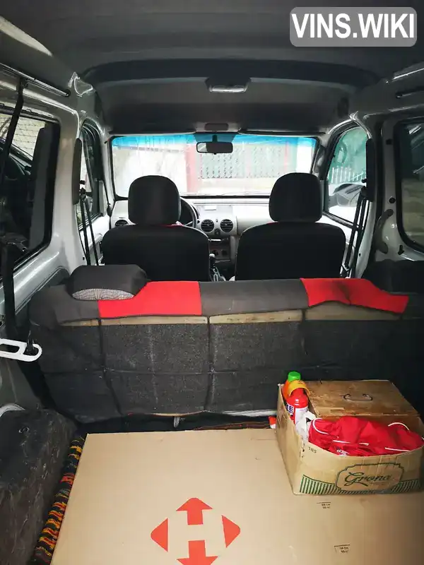 Renault Kangoo 2002, фото з оголошення 2 з 6, VIN VF1KC0JEF27779892