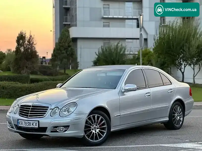 Mercedes-Benz E-Class 2006, фото з оголошення 2 з 20, VIN WDB2110541B068182