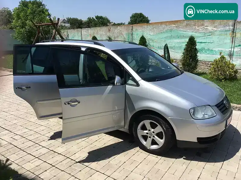 Volkswagen Touran 2006, фото з оголошення 1 з 11, VIN WVGZZZ1TZ6W084812