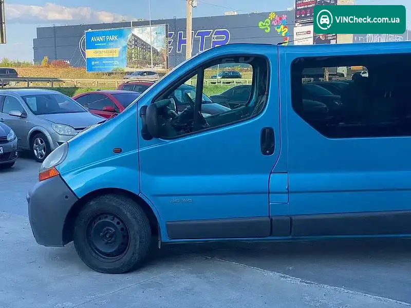 Renault Trafic 2004, фото з оголошення 2 з 20, VIN VF1FLBDB64Y042740