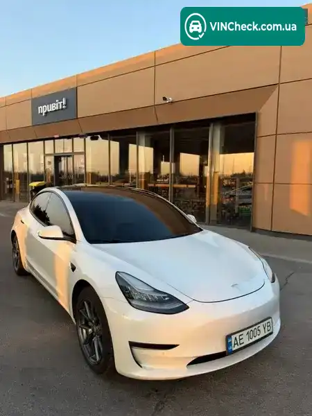 Tesla Model 3 2022, фото з оголошення 2 з 21, VIN 5YJ3E1EA4NF338466