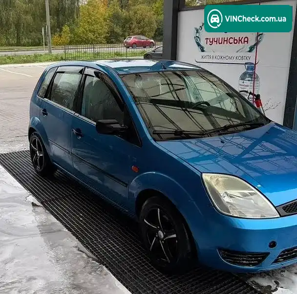 Ford Fiesta 2004, фото з оголошення 2 з 20, VIN WF0HXXGAJH4D15569