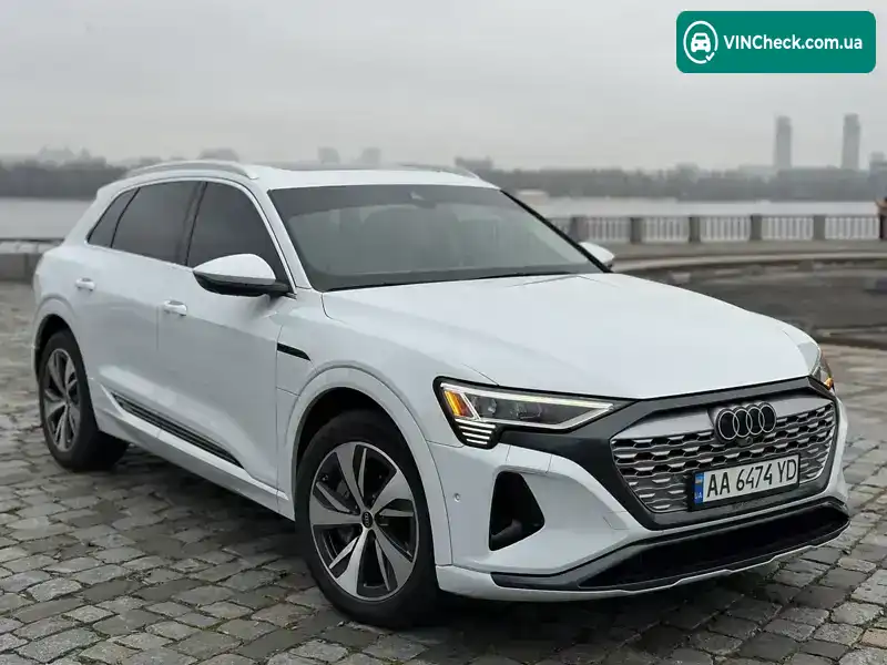 Audi Q8 e-tron 2023, фото з оголошення 1 з 21, VIN WA15AAGE3RB008907